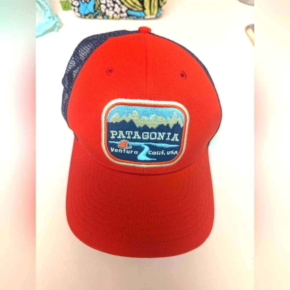 Patagonia trucker hat Red And Blue